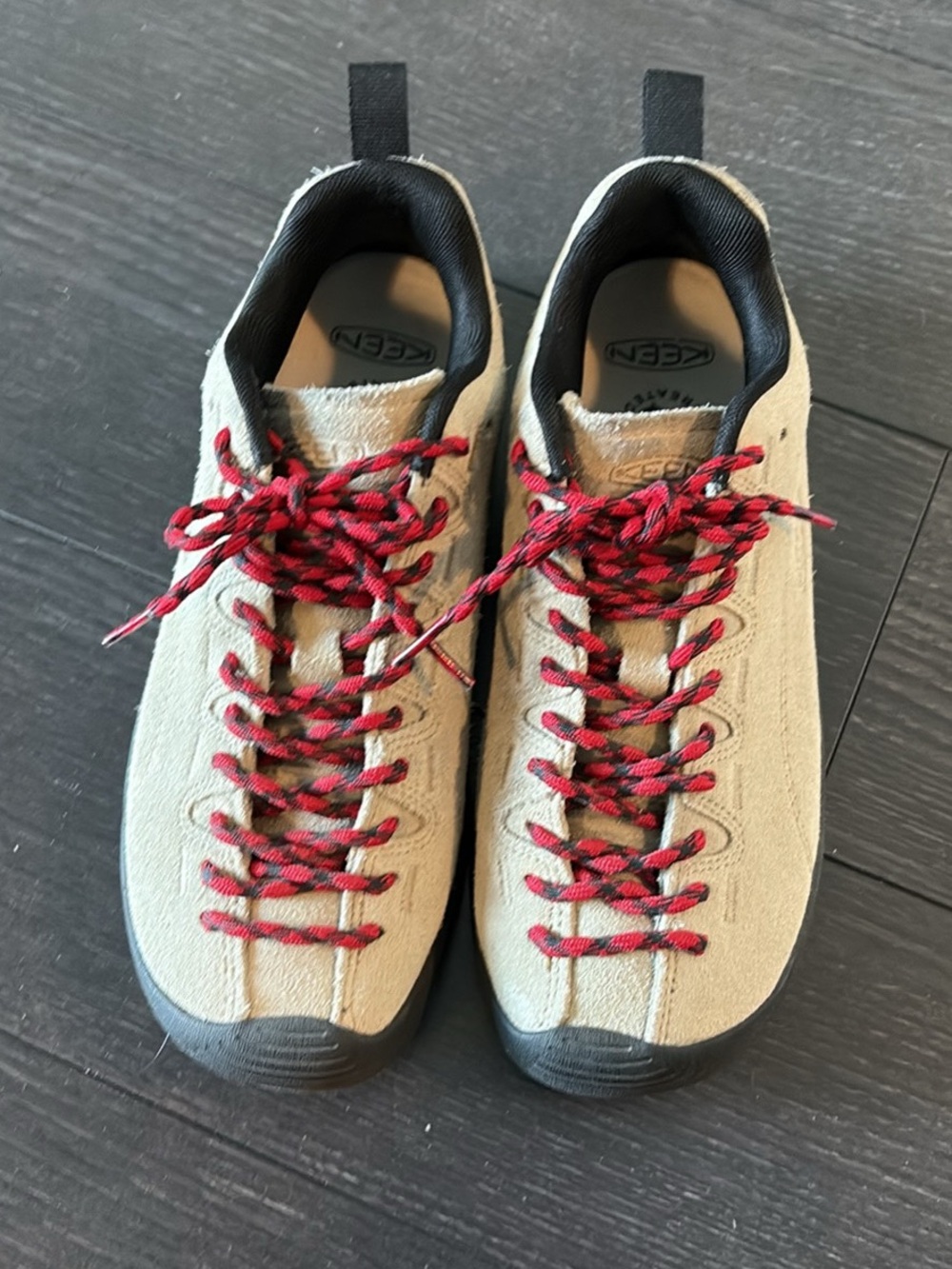 KEEN Jasper Beige Suede Lace-Up Shoes with Red Accents